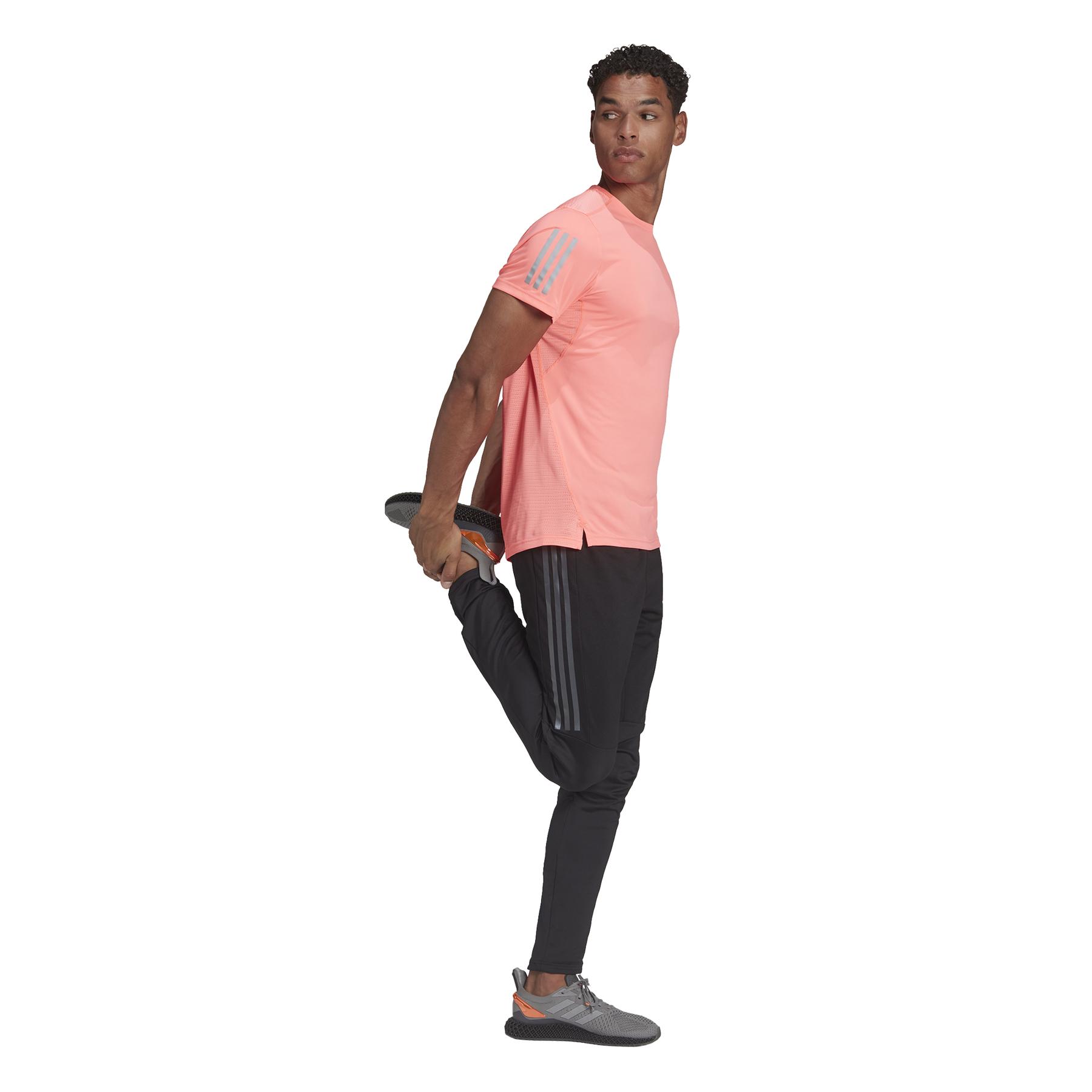 product/h/e/he2470_app_on-model_walking_white.jpg