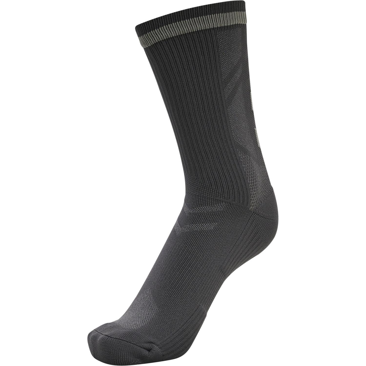 h/u/hummel_211149-2135_black_2.jpg