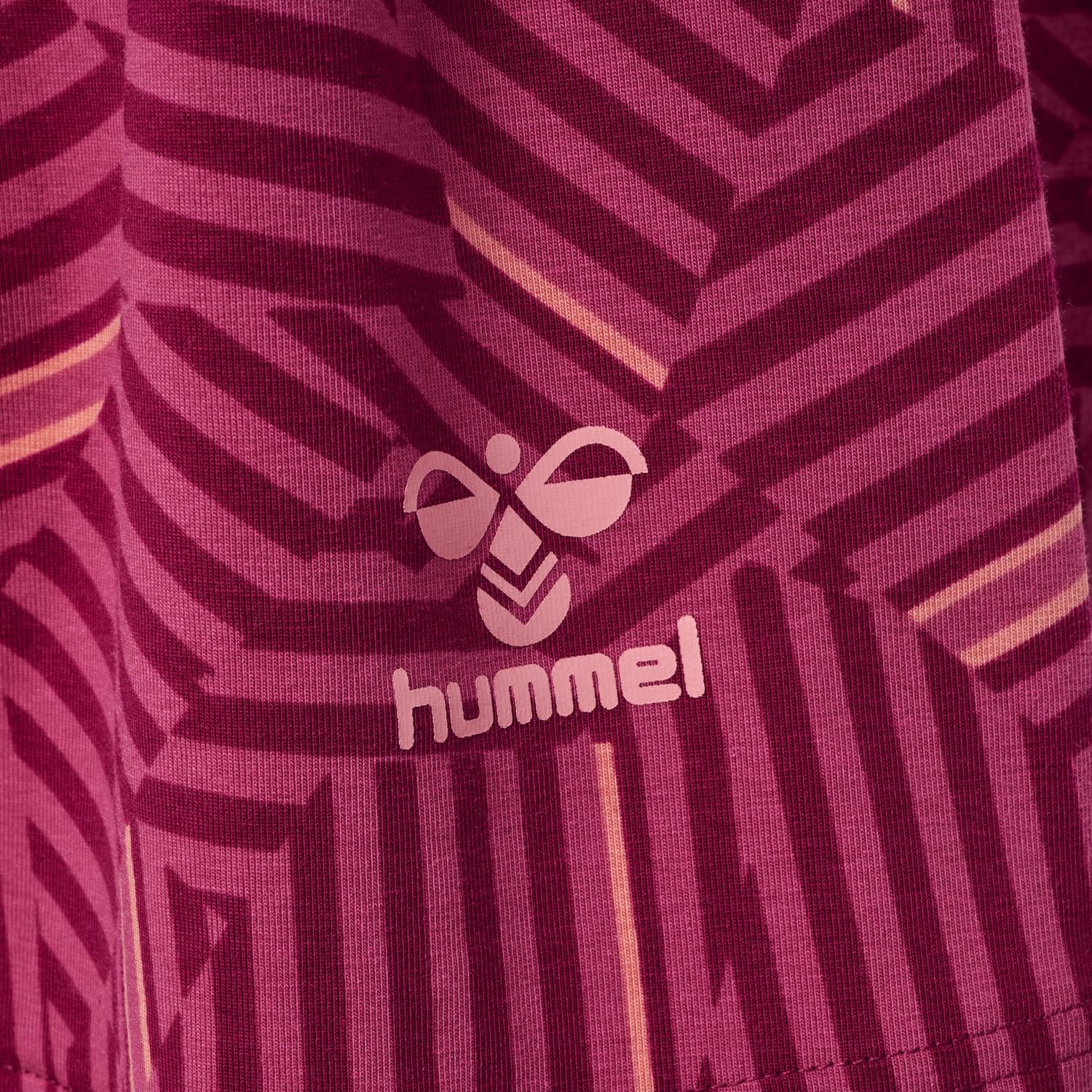 product/h/u/hummel_219959-3872_malaga_4.jpg