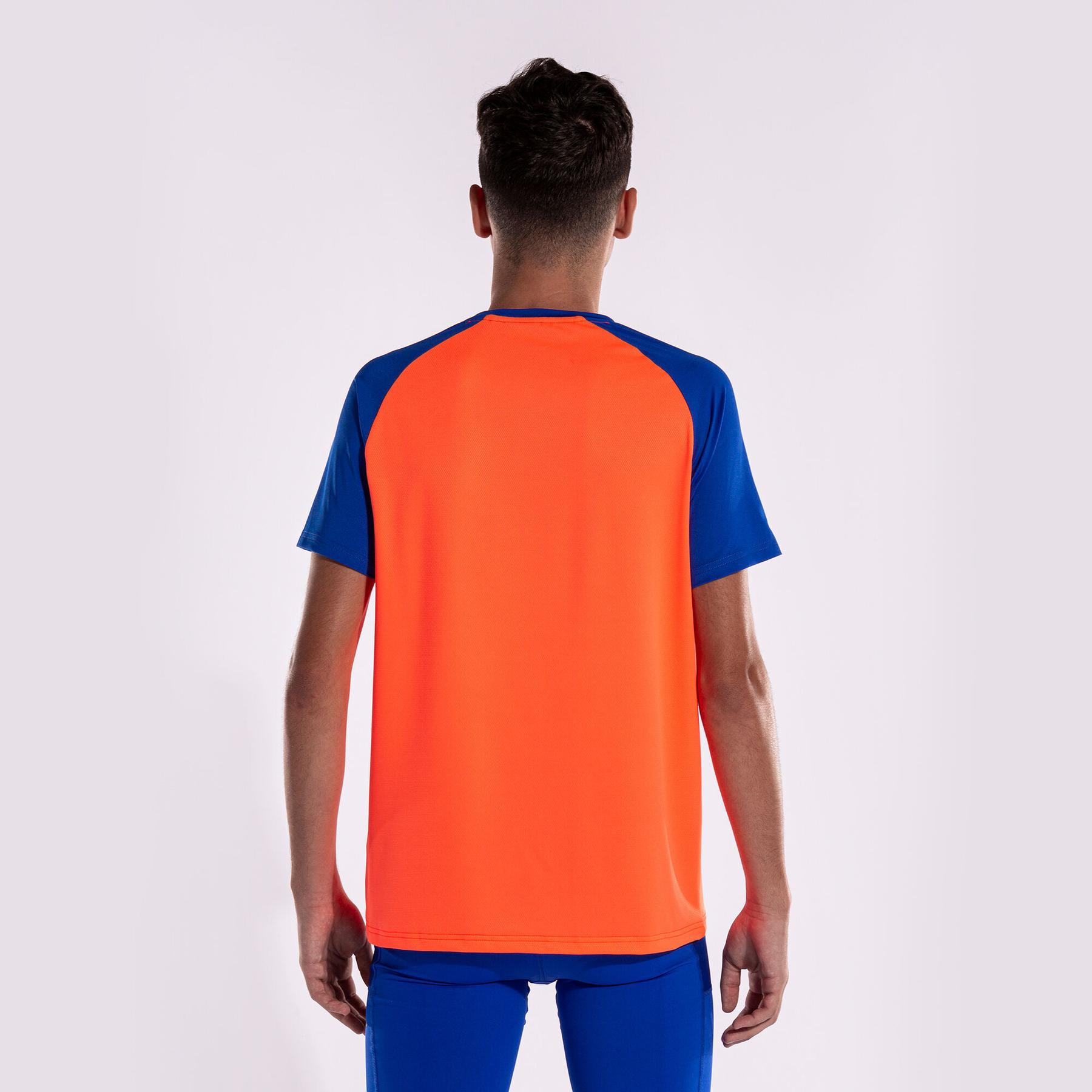 j/o/joma_103101.047_4.jpg