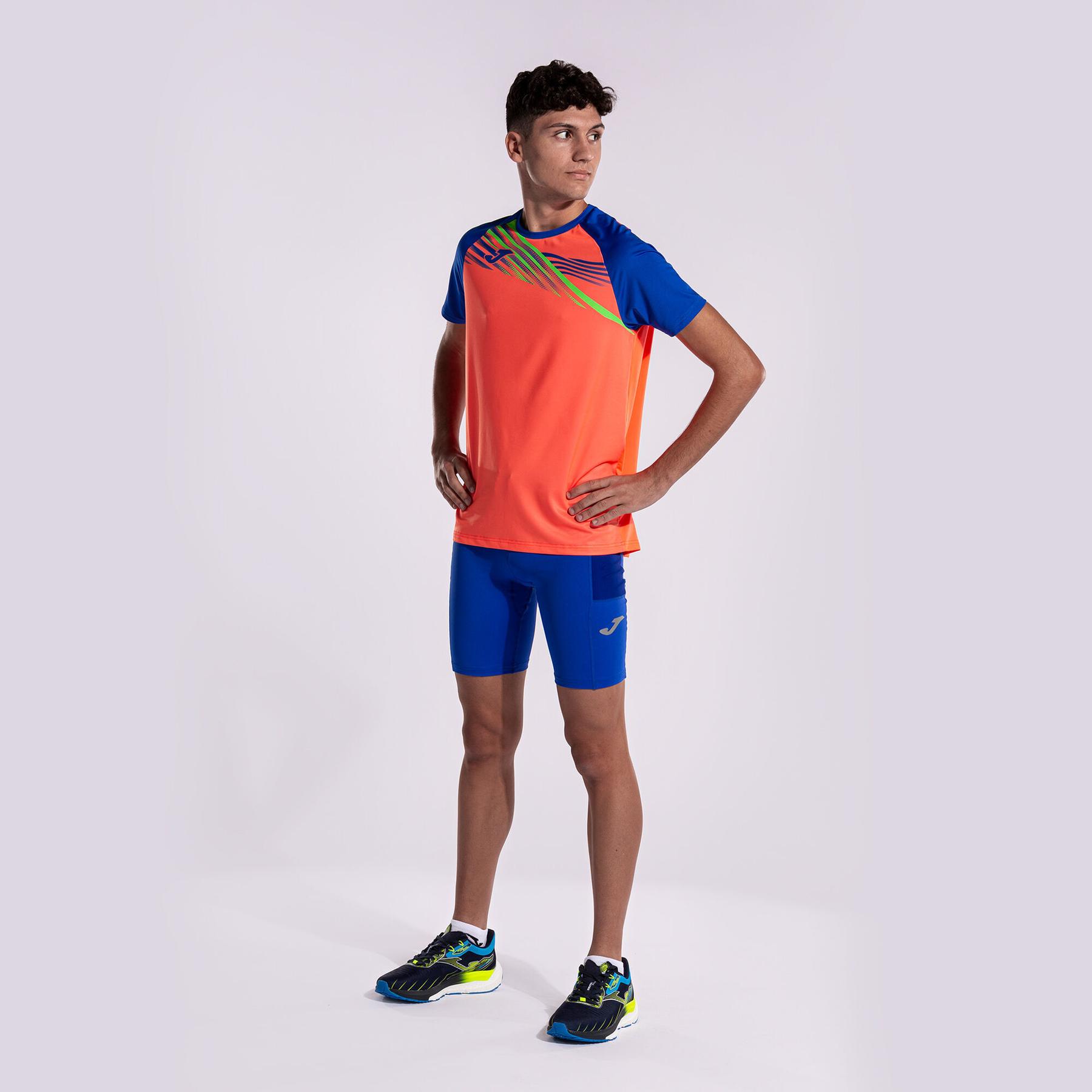 j/o/joma_103101.047_6.jpg