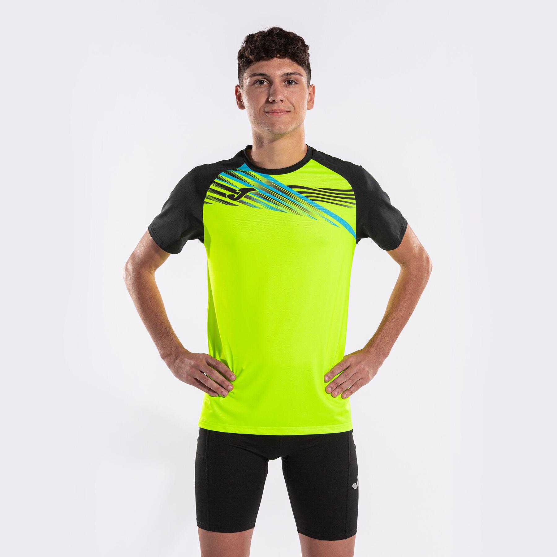 j/o/joma_103101.061_3.jpg