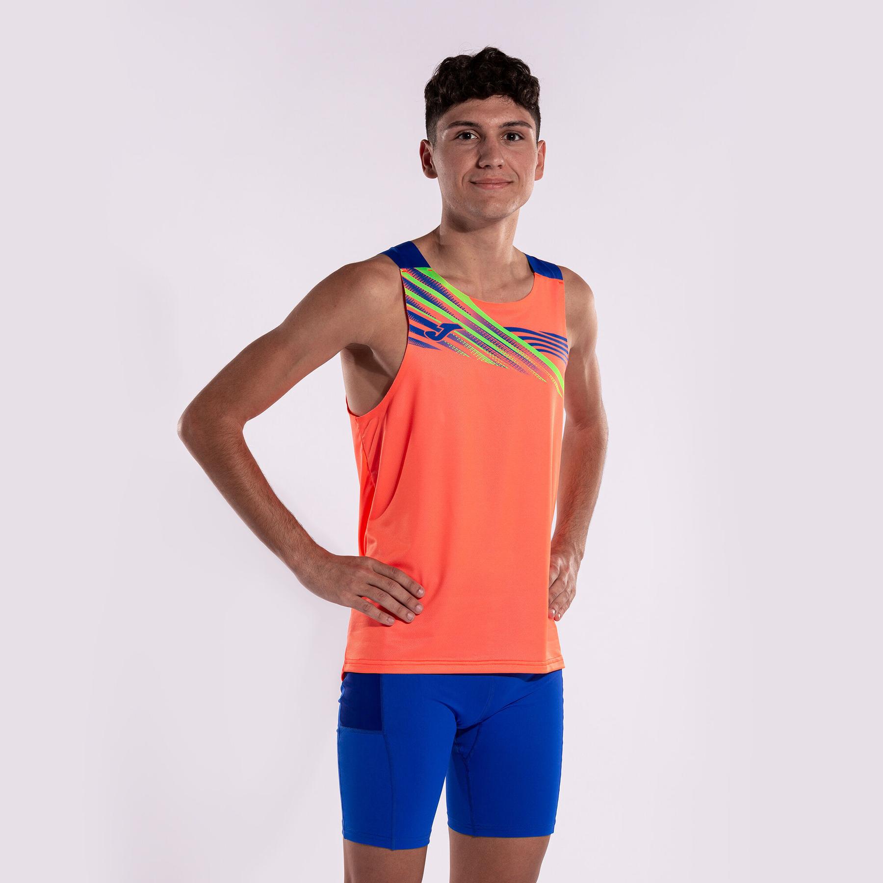 j/o/joma_103102.047_2.jpg