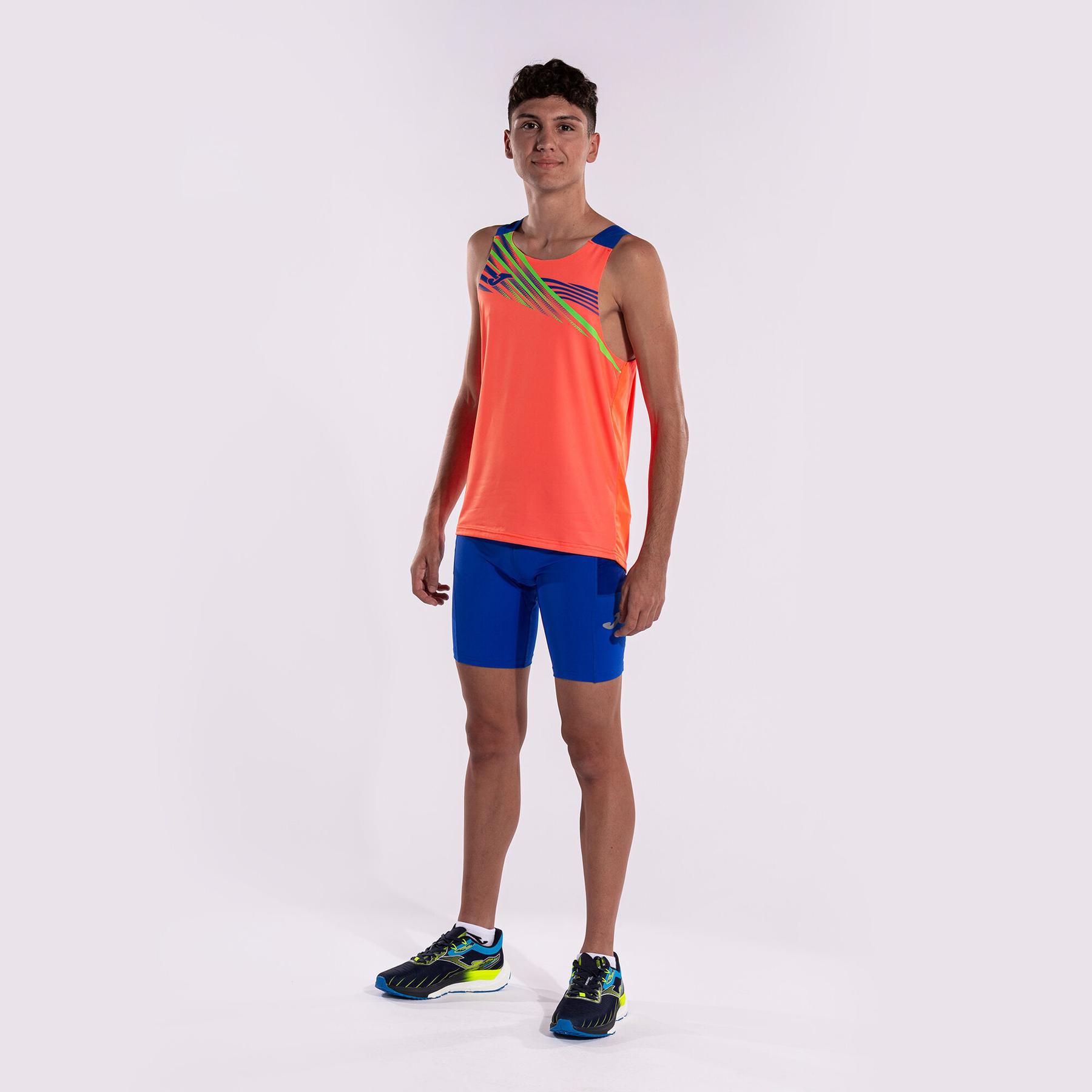 j/o/joma_103102.047_5.jpg