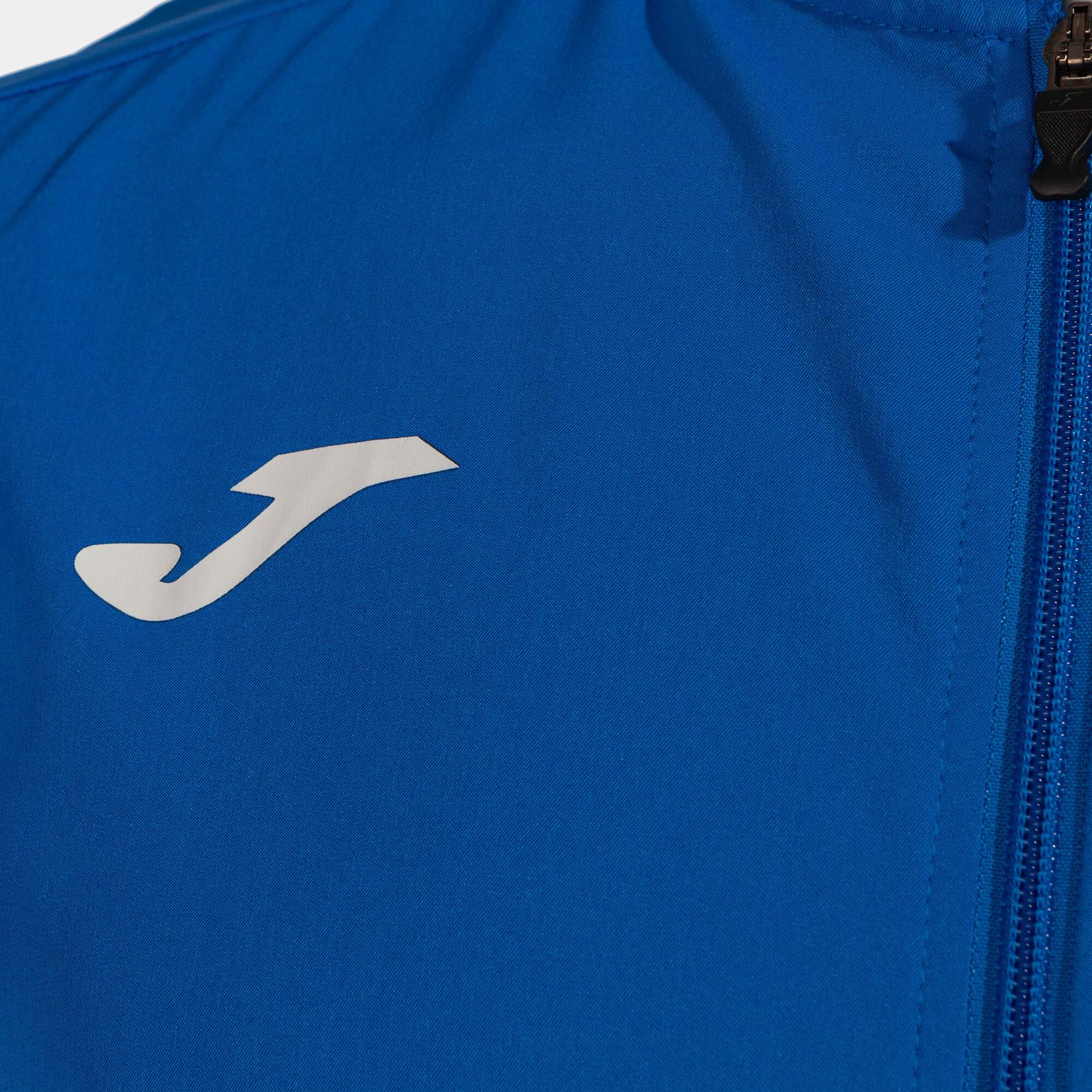 j/o/joma_103211.703_2.jpg