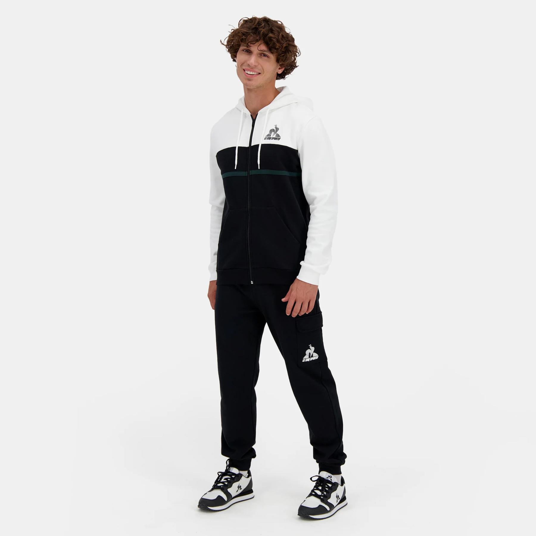 l/e/le-coq-sportif_2510044_n-o-w-black-scarab_6.jpg