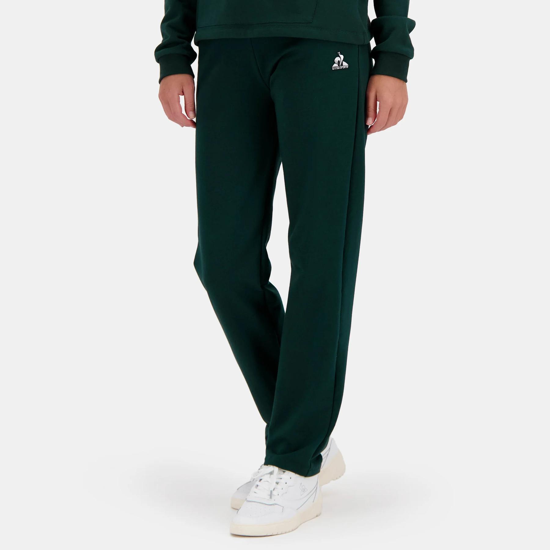 product/l/e/le-coq-sportif_2510077_scarab_1.jpg