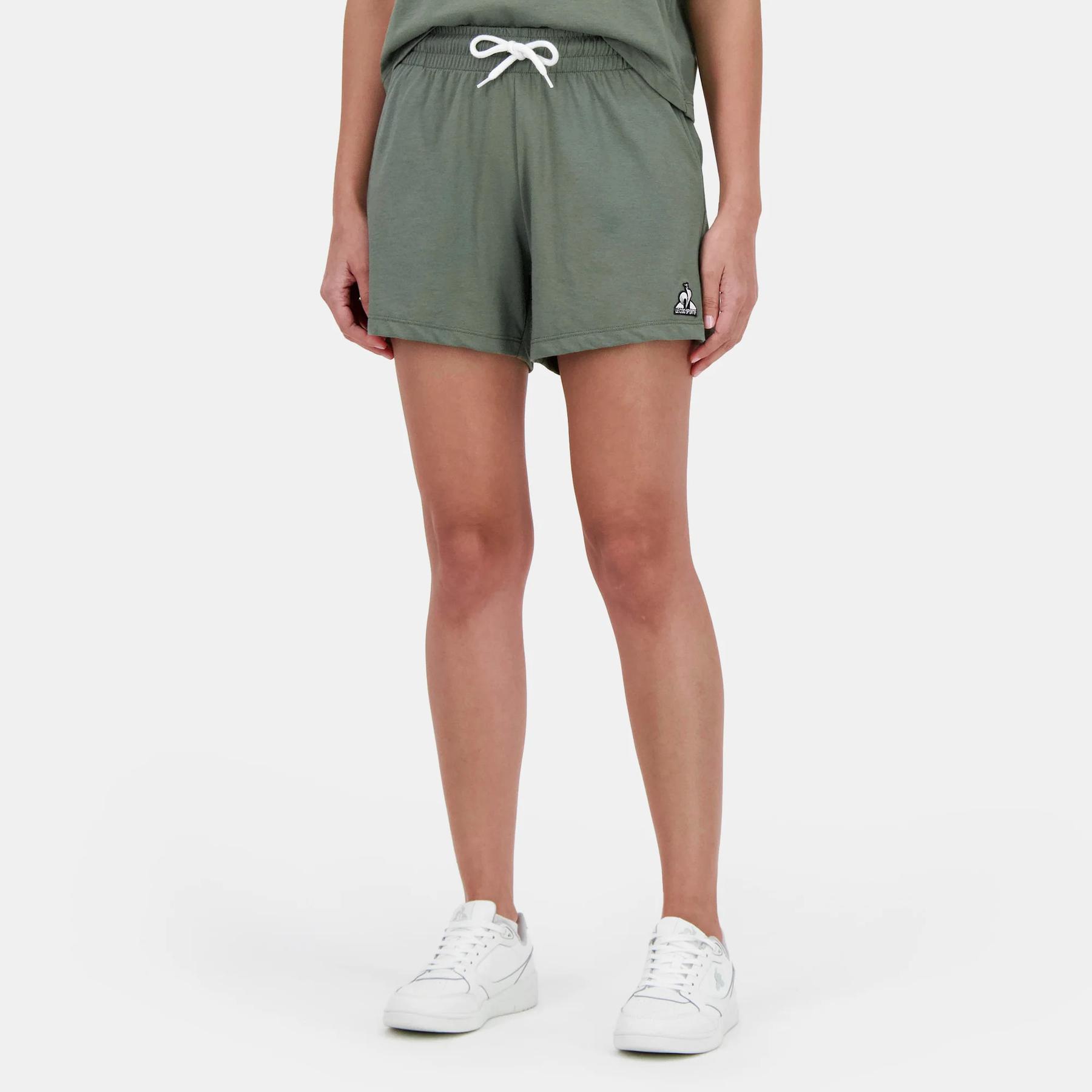 l/e/le-coq-sportif_2520374_tea-leaf_3.jpg