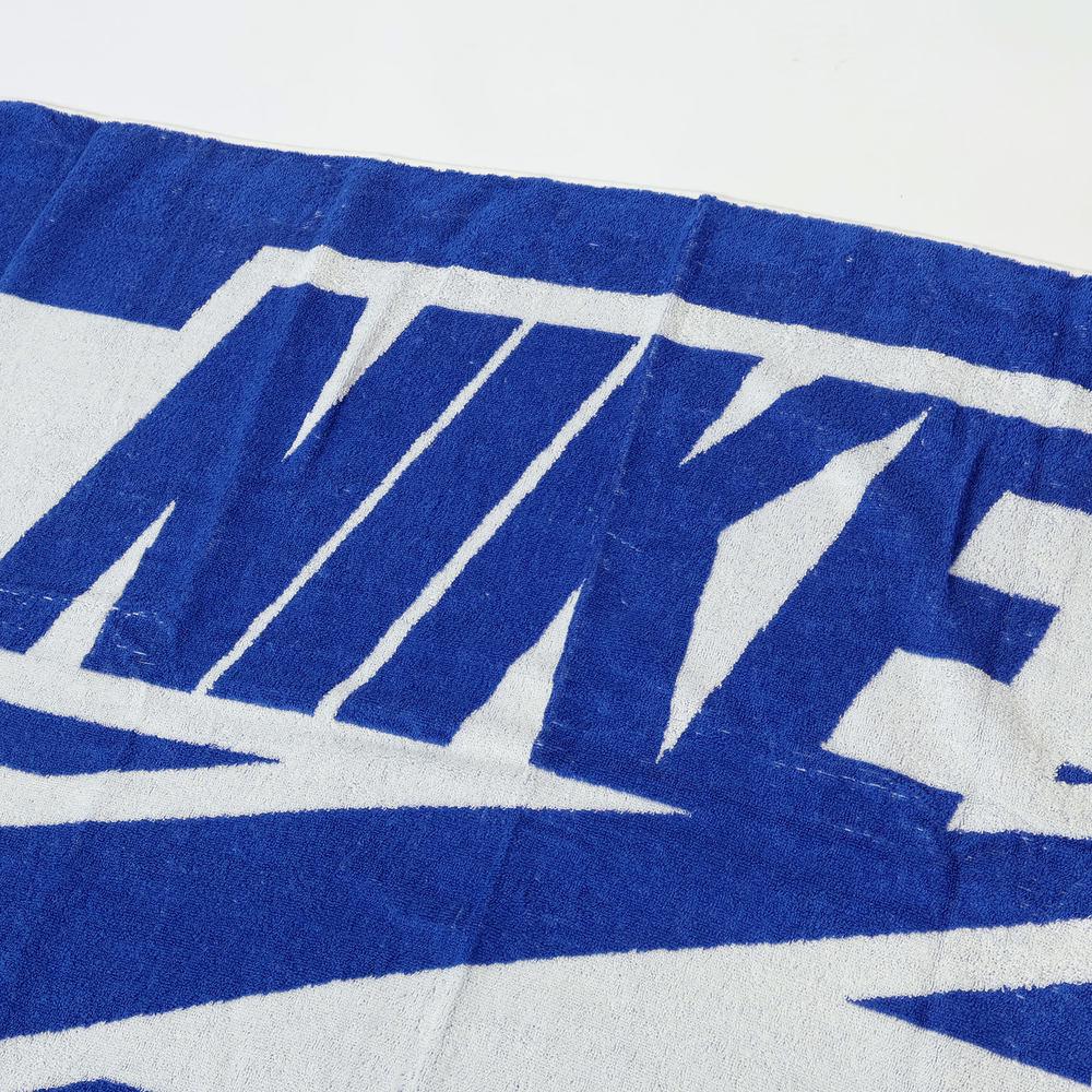 n/i/nike_n1011123400os_game-royal-white_4.jpg