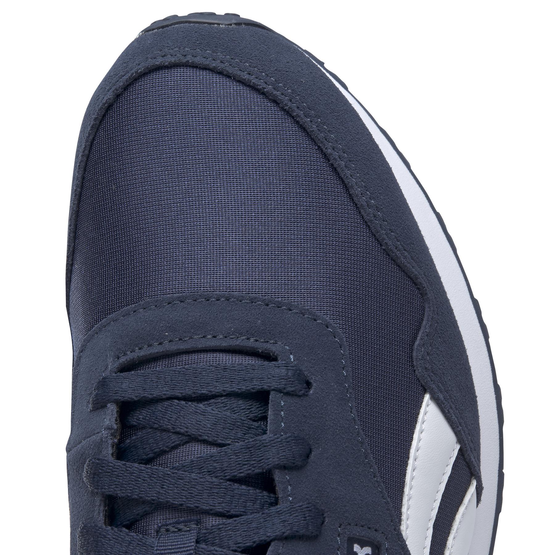 product/r/e/reebok-classics_bs7967_7_footwear_photography_detail_view_1_white_000.jpg