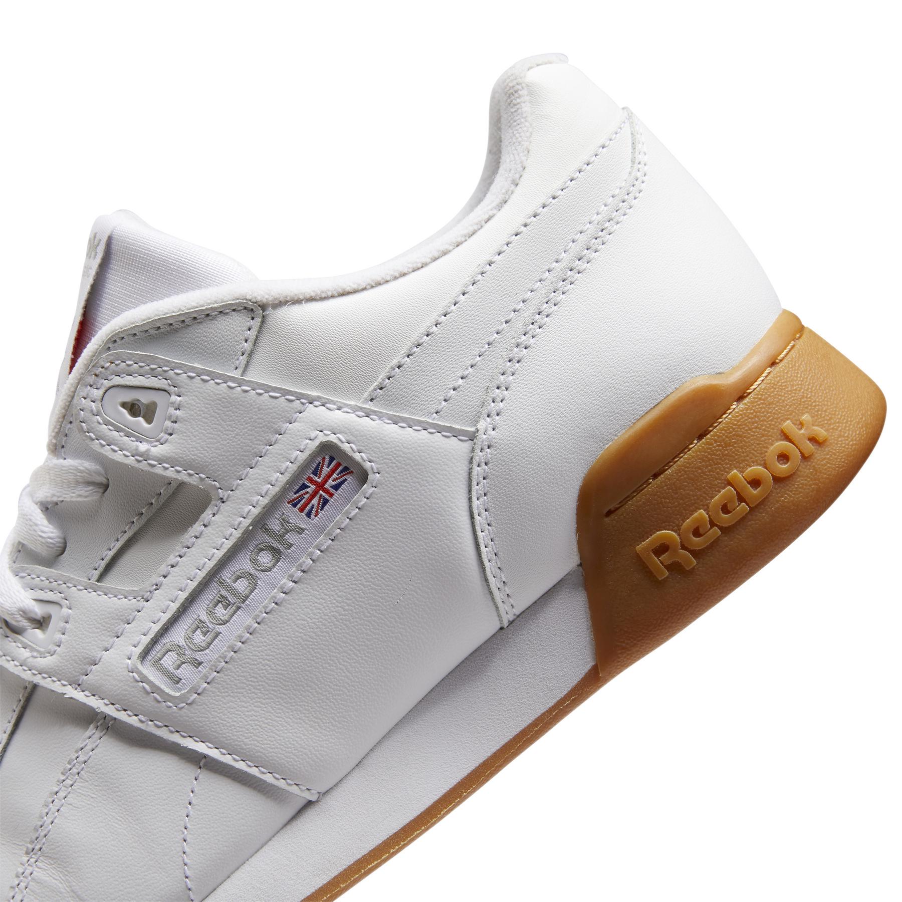 product/r/e/reebok-classics_cn2126_8_footwear_photography_detail_view_1_white_000.jpg