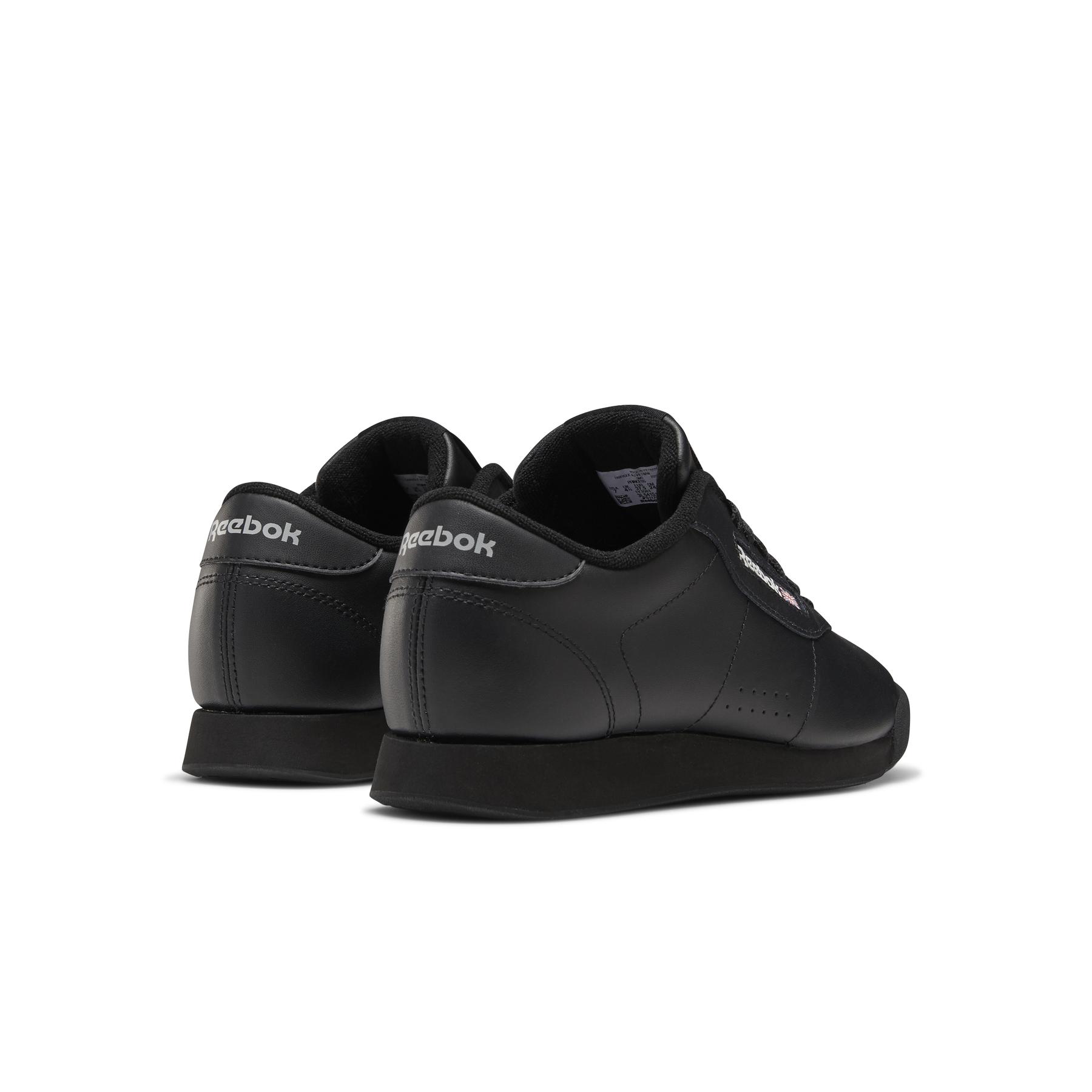 r/e/reebok-classics_cn2211_7_footwear_photography_back_lateral_top_view_white_000.jpg