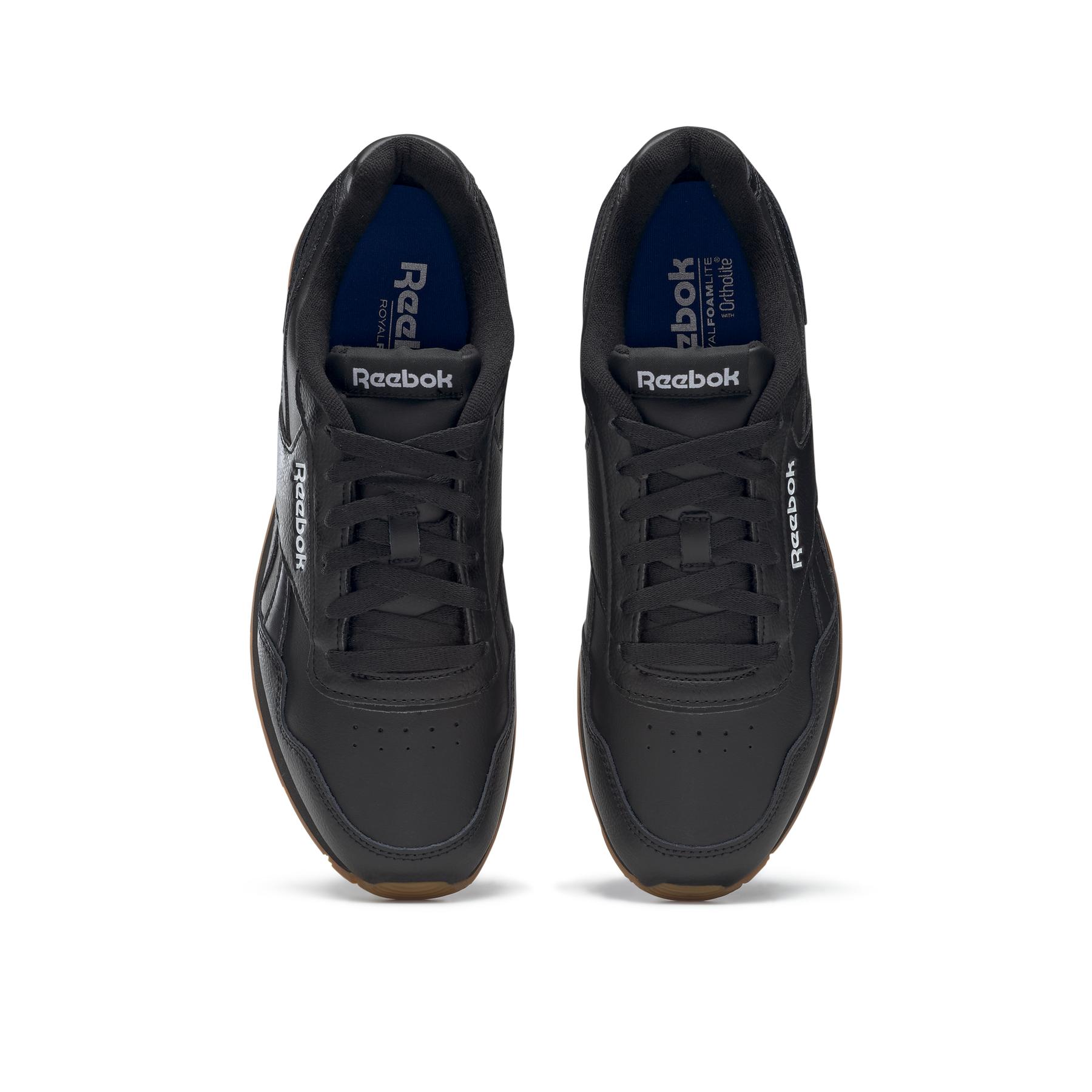 product/r/e/reebok-classics_dv5411_3_footwear_photography_top_portrait_view_white_000.jpg