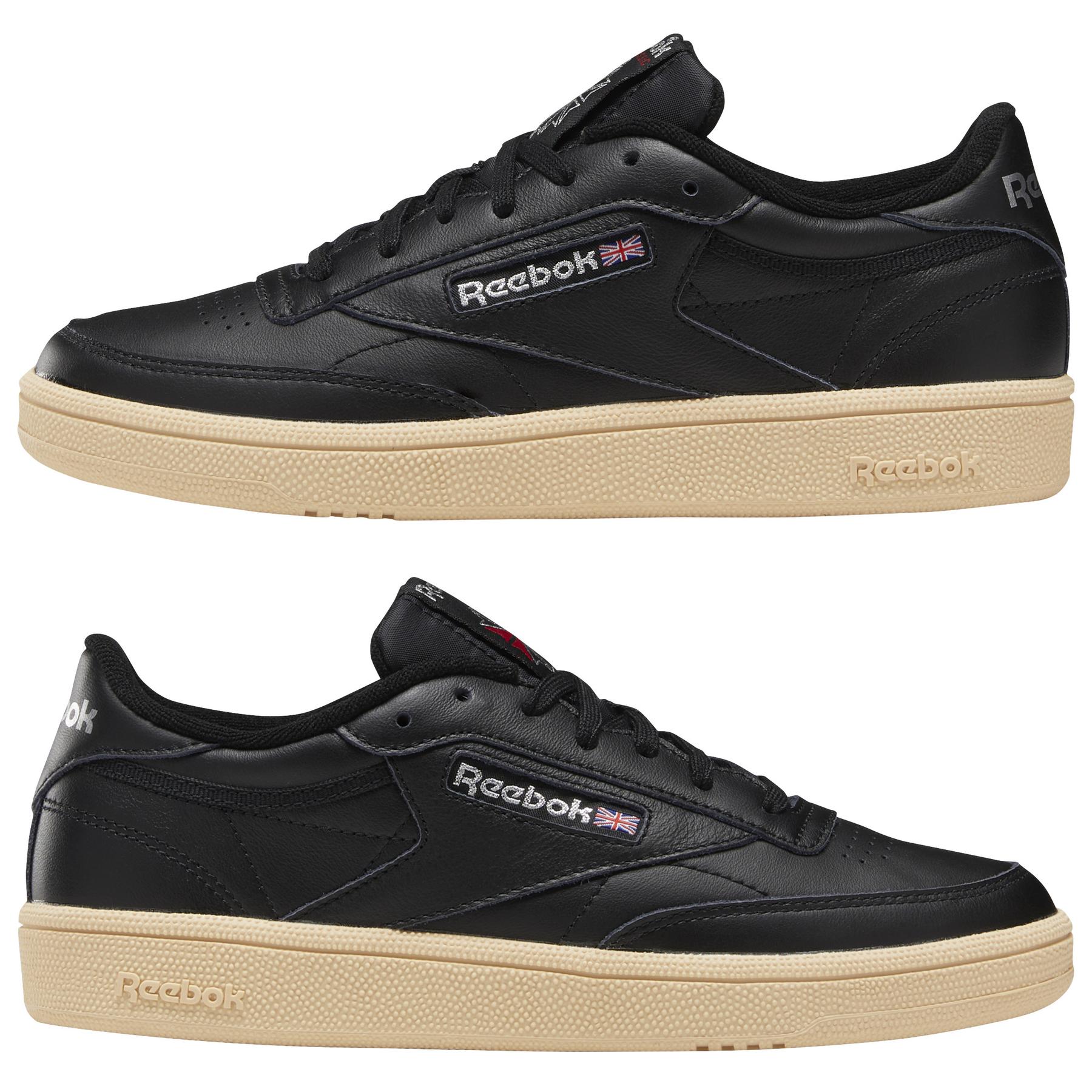 product/r/e/reebok-classics_dv7266_10_footwear_photography_mirrored_pair_view_white_000.jpg