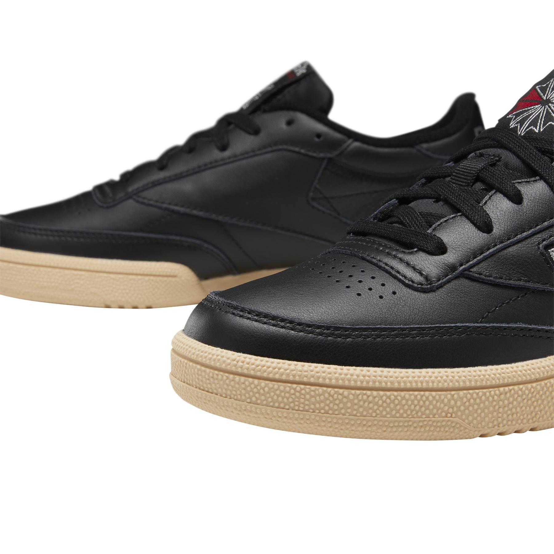 product/r/e/reebok-classics_dv7266_7_footwear_photography_detail_view_1_white_000.jpg