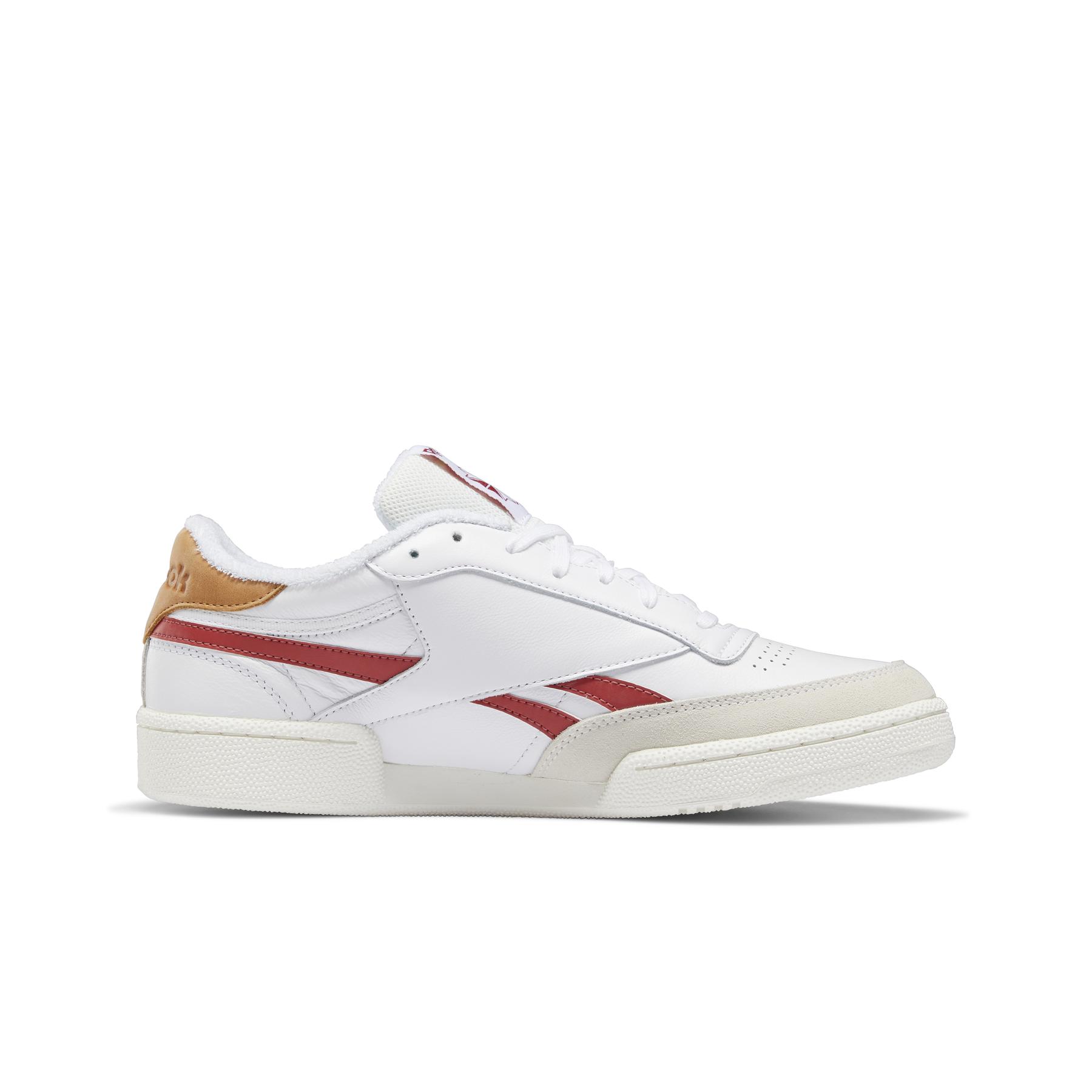 product/r/e/reebok-classics_fy9418_4_footwear_photography_side_medial_center_view_white_000.jpg