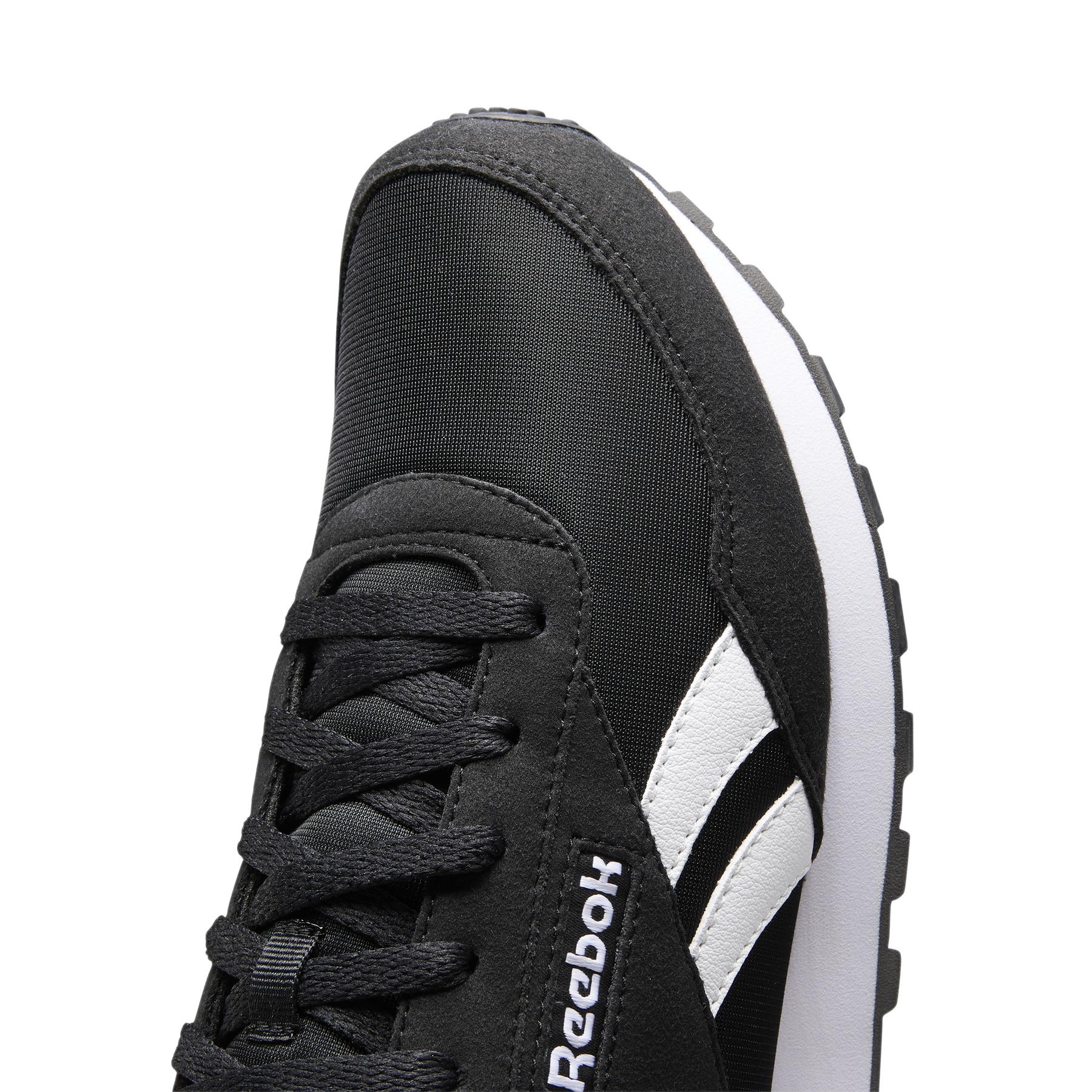 r/e/reebok-classics_fz0662_8_footwear_photography_detail_view_2_white_000.jpg