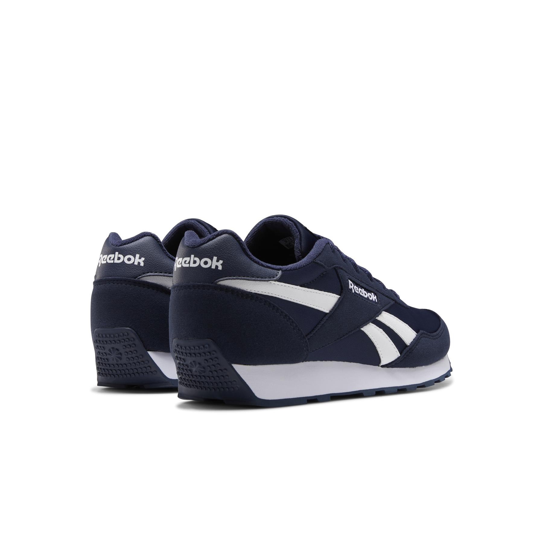 r/e/reebok-classics_fz0663_6_footwear_photography_back_lateral_top_view_white_000.jpg