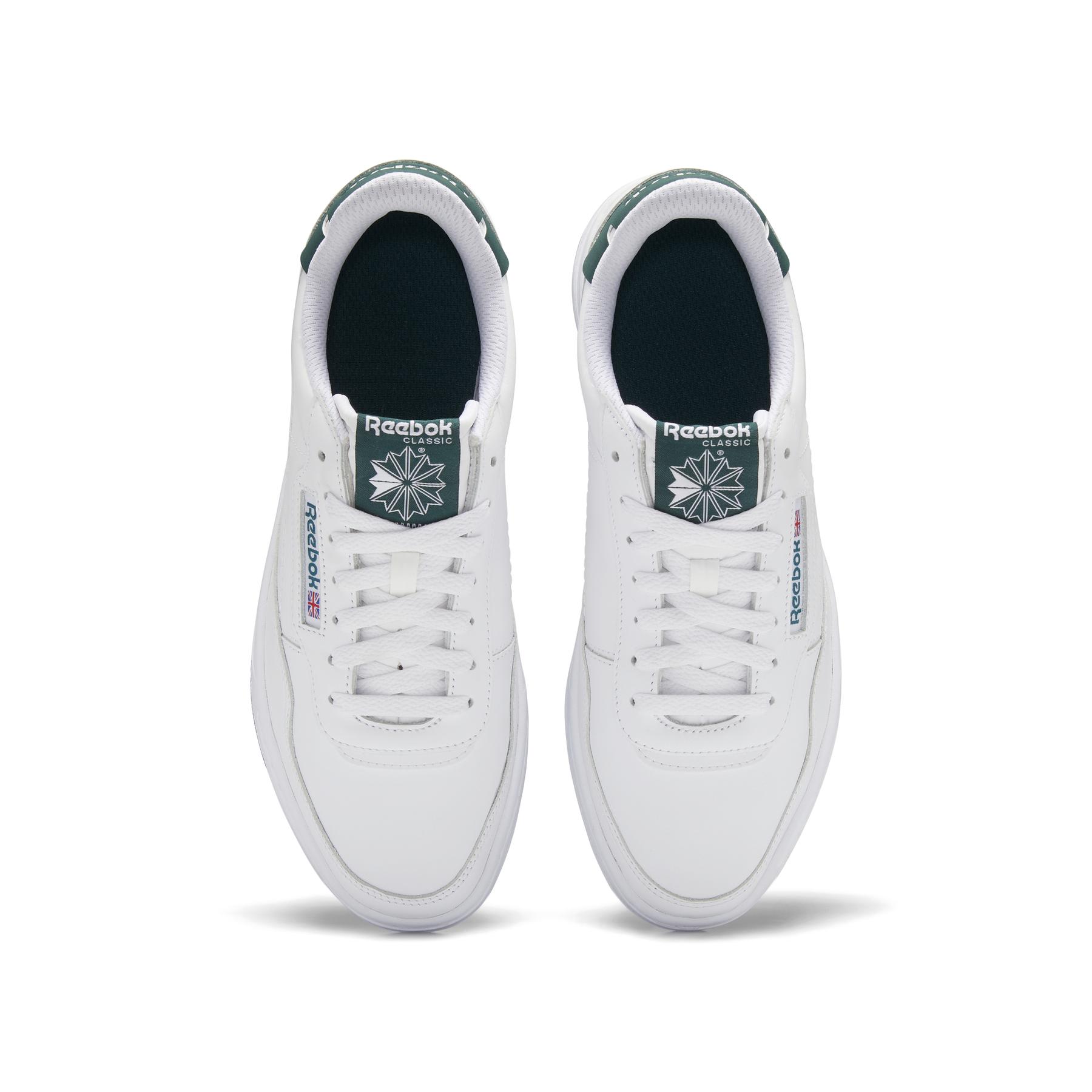 r/e/reebok-classics_gw7558_2_footwear_photography_top_portrait_view_white_000.jpg
