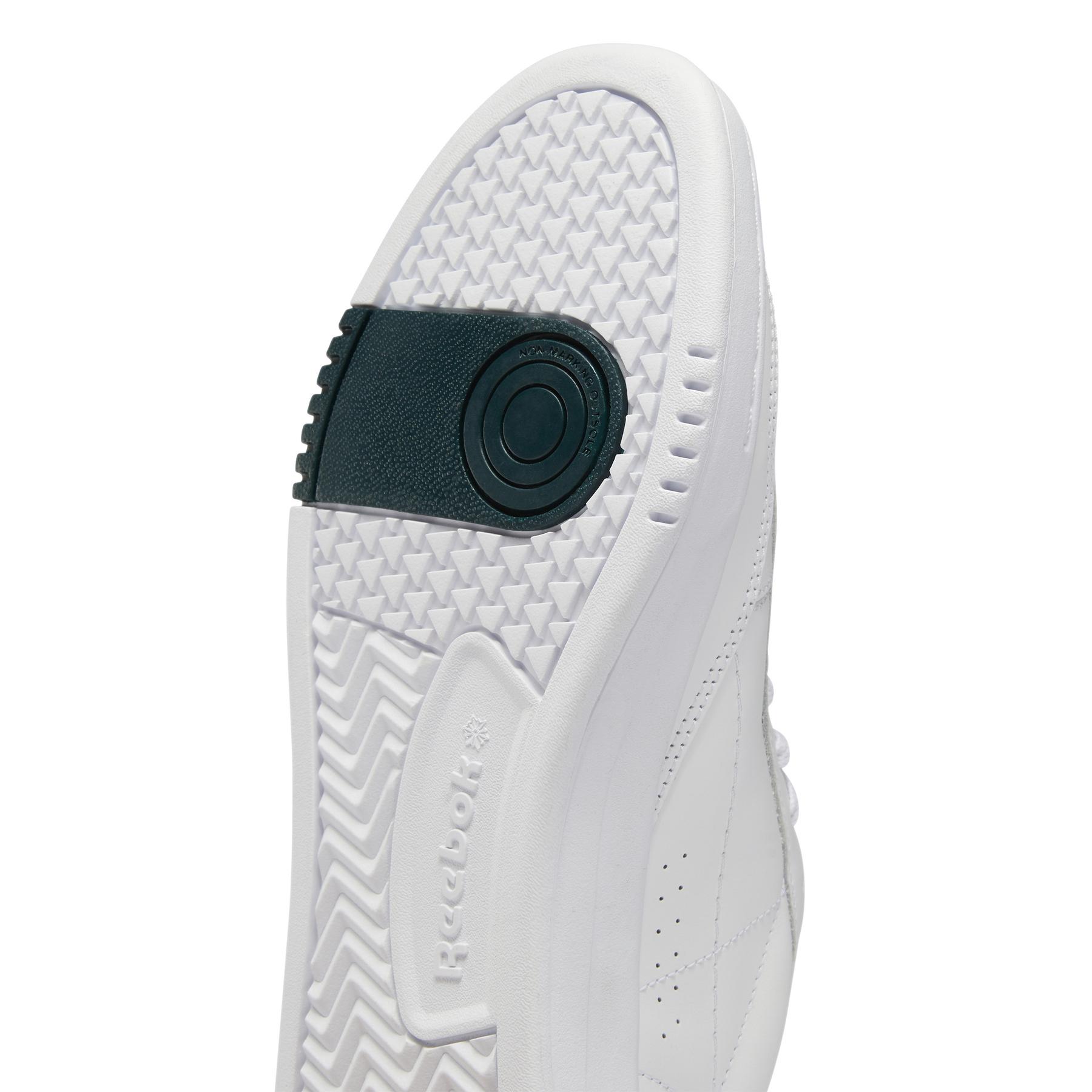 r/e/reebok-classics_gw7558_8_footwear_photography_detail_view_2_white_000.jpg