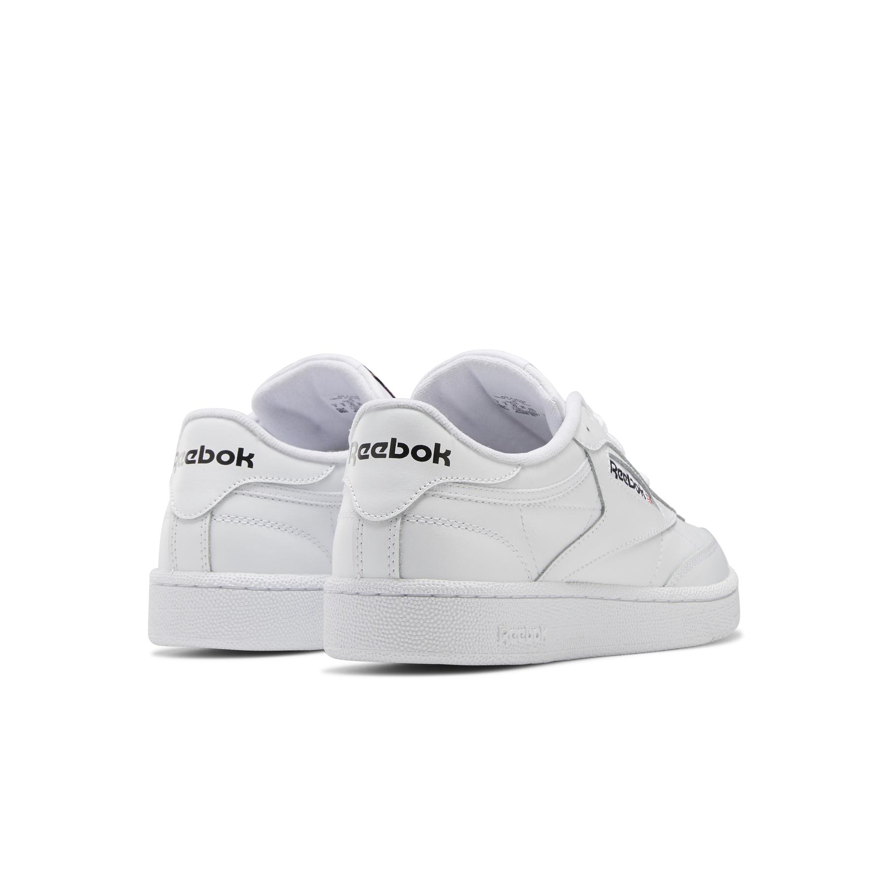 product/r/e/reebok-classics_gz1605_6_footwear_photography_back_lateral_top_view_white_000.jpg