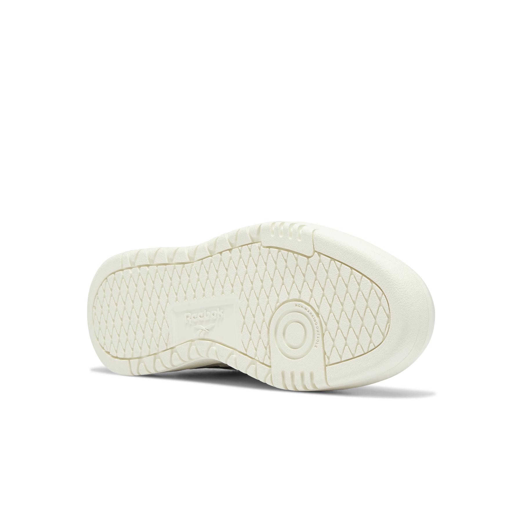r/e/reebok-classics_h04190_3_footwear_photography_bottom_view_white_000.jpg