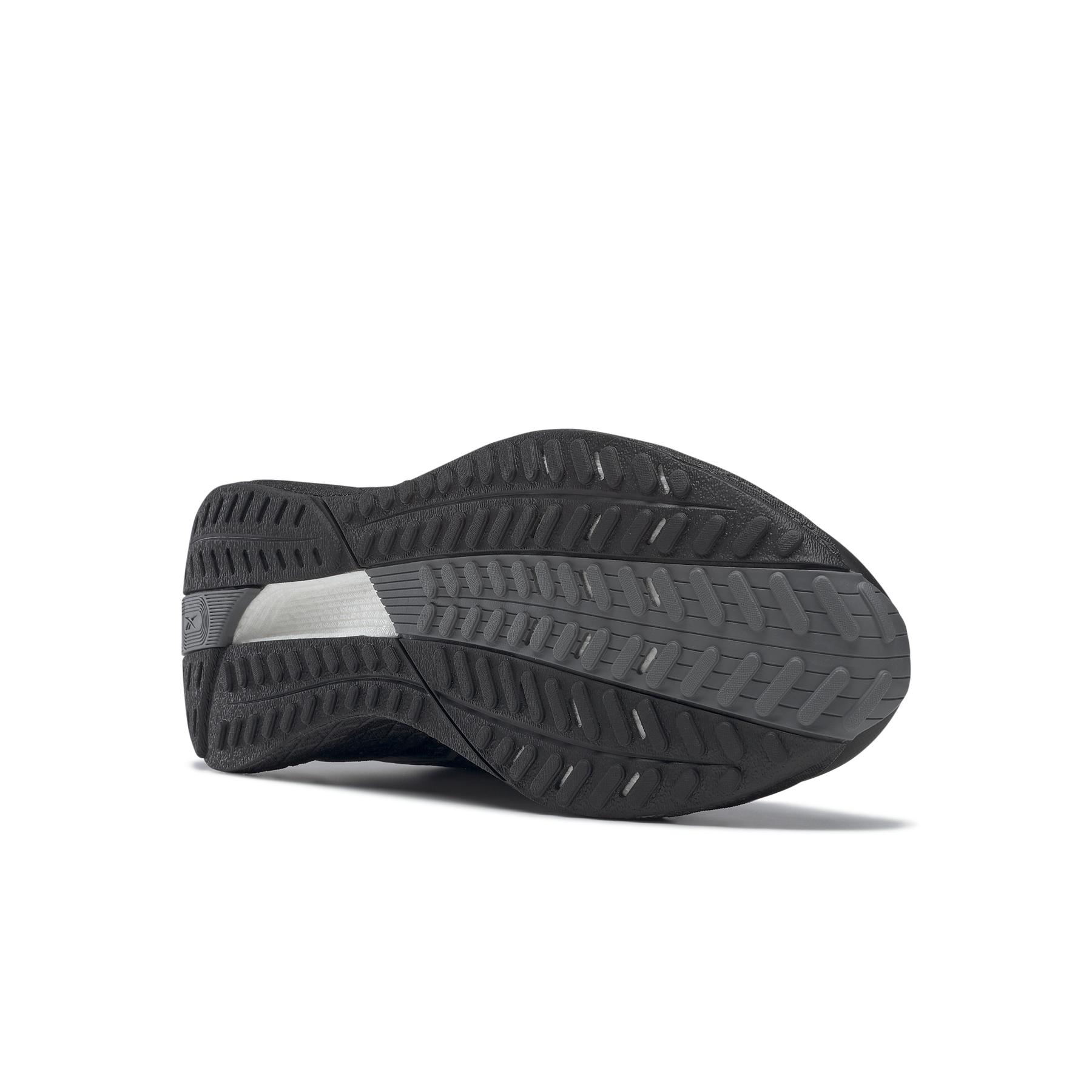 product/r/e/reebok_g58173_3_footwear_photography_bottom_view_white_000.jpg