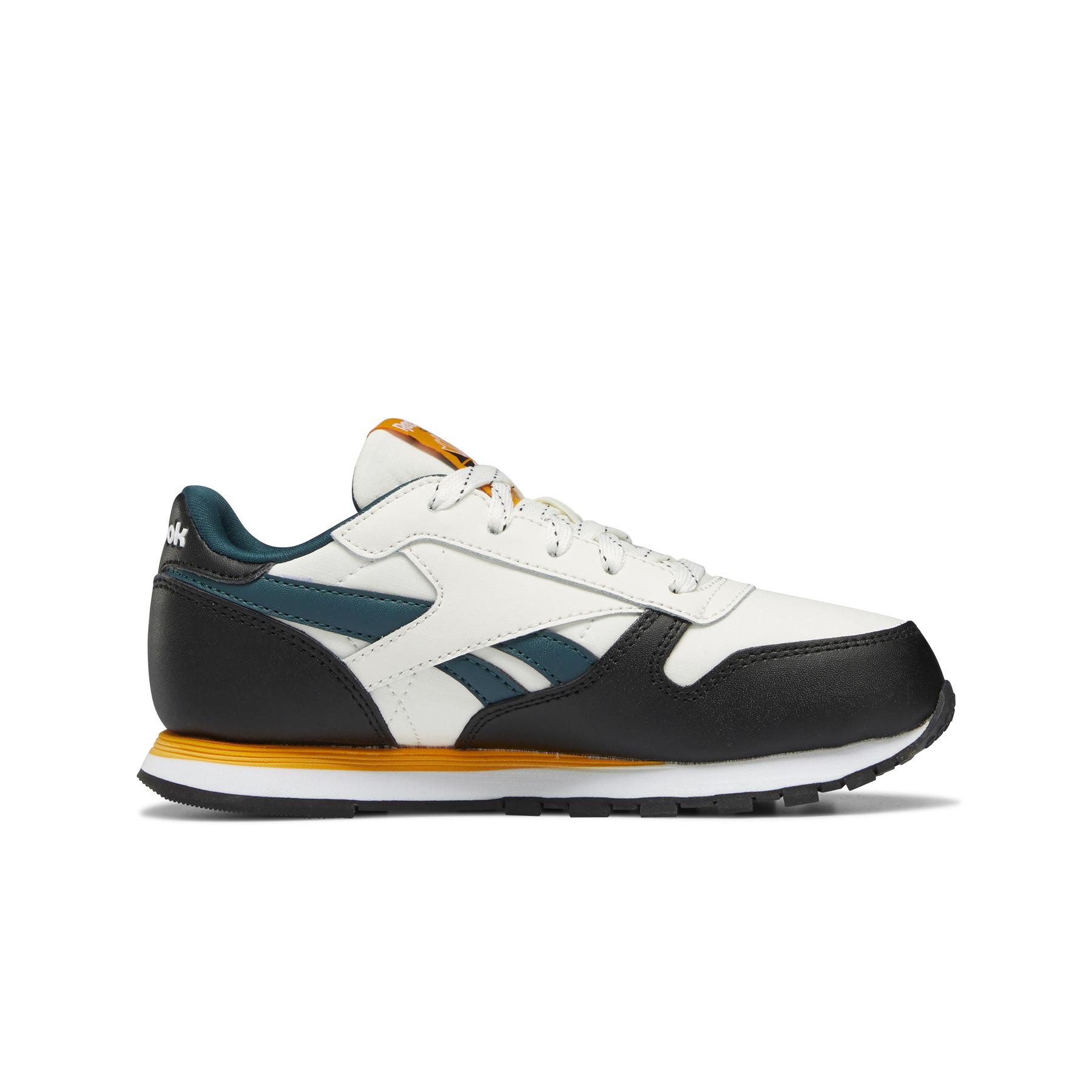 product/r/e/reebok_g58338_4_footwear_photography_side_medial_center_view_white_000.jpg