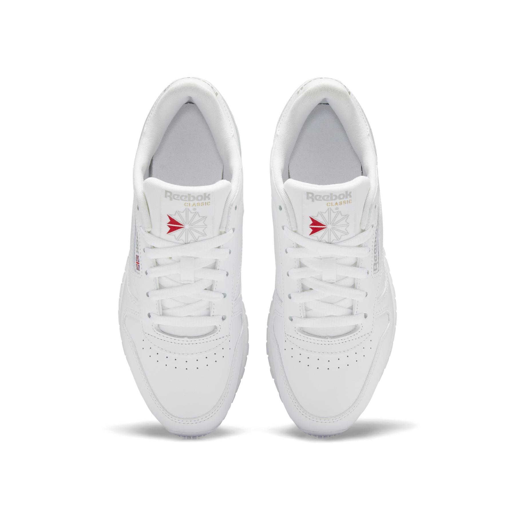 product/r/e/reebok_gy0957_2_footwear_photography_top_portrait_view_white_000.jpg