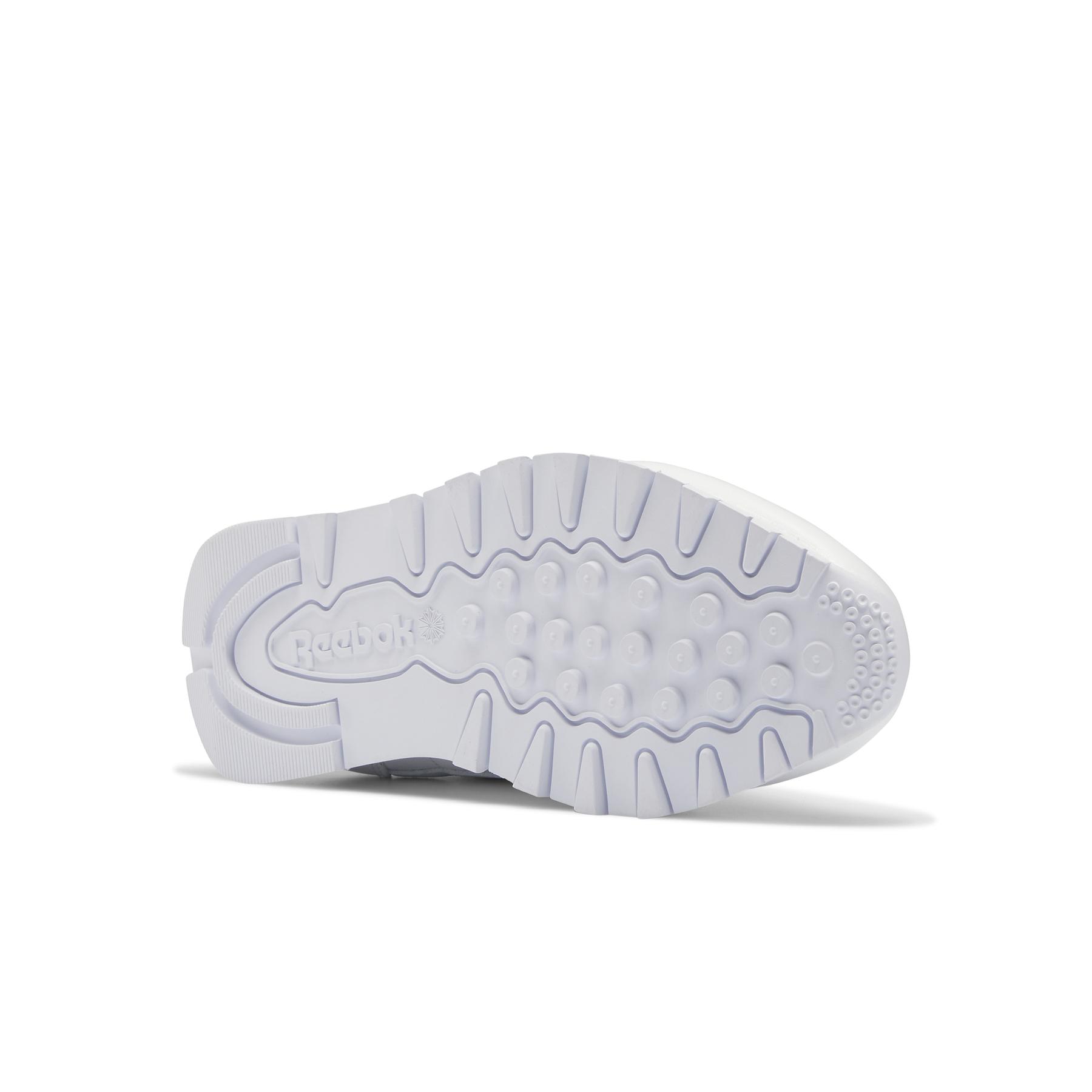 product/r/e/reebok_gy0957_3_footwear_photography_bottom_view_white_000.jpg