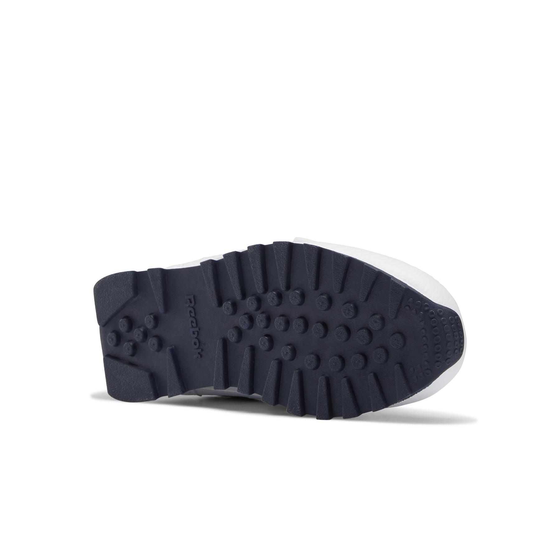 product/r/e/reebok_gy1729_3_footwear_photography_bottom_view_white_000.jpg