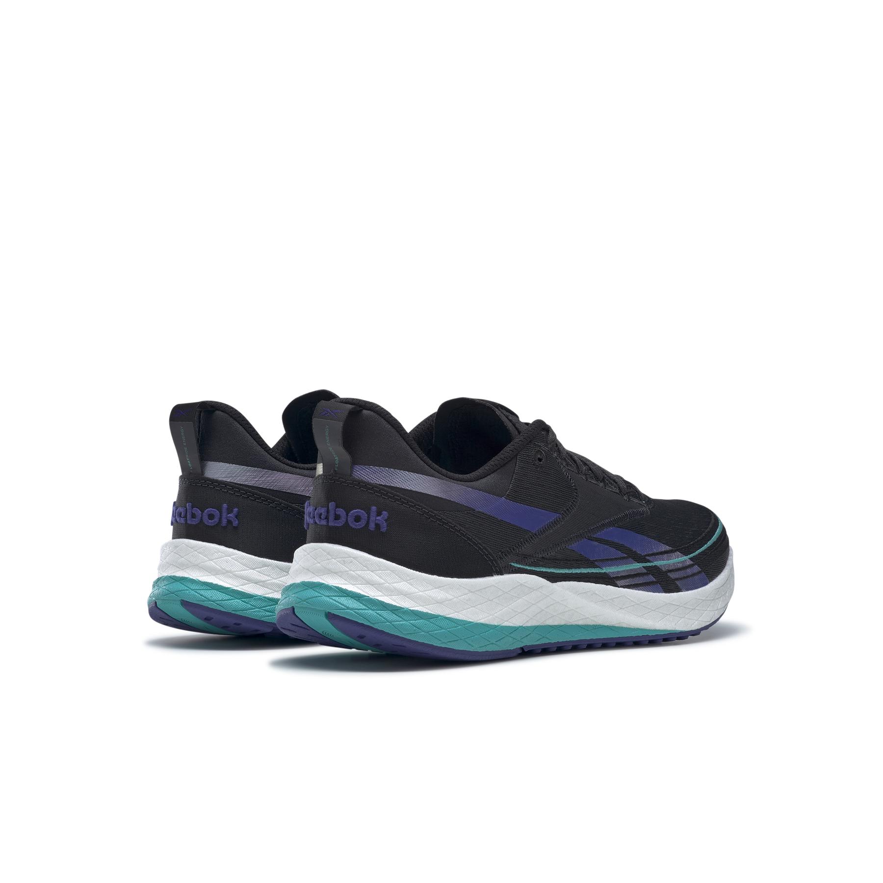 product/r/e/reebok_gy2384_6_footwear_photography_back_lateral_top_view_white_000.jpg