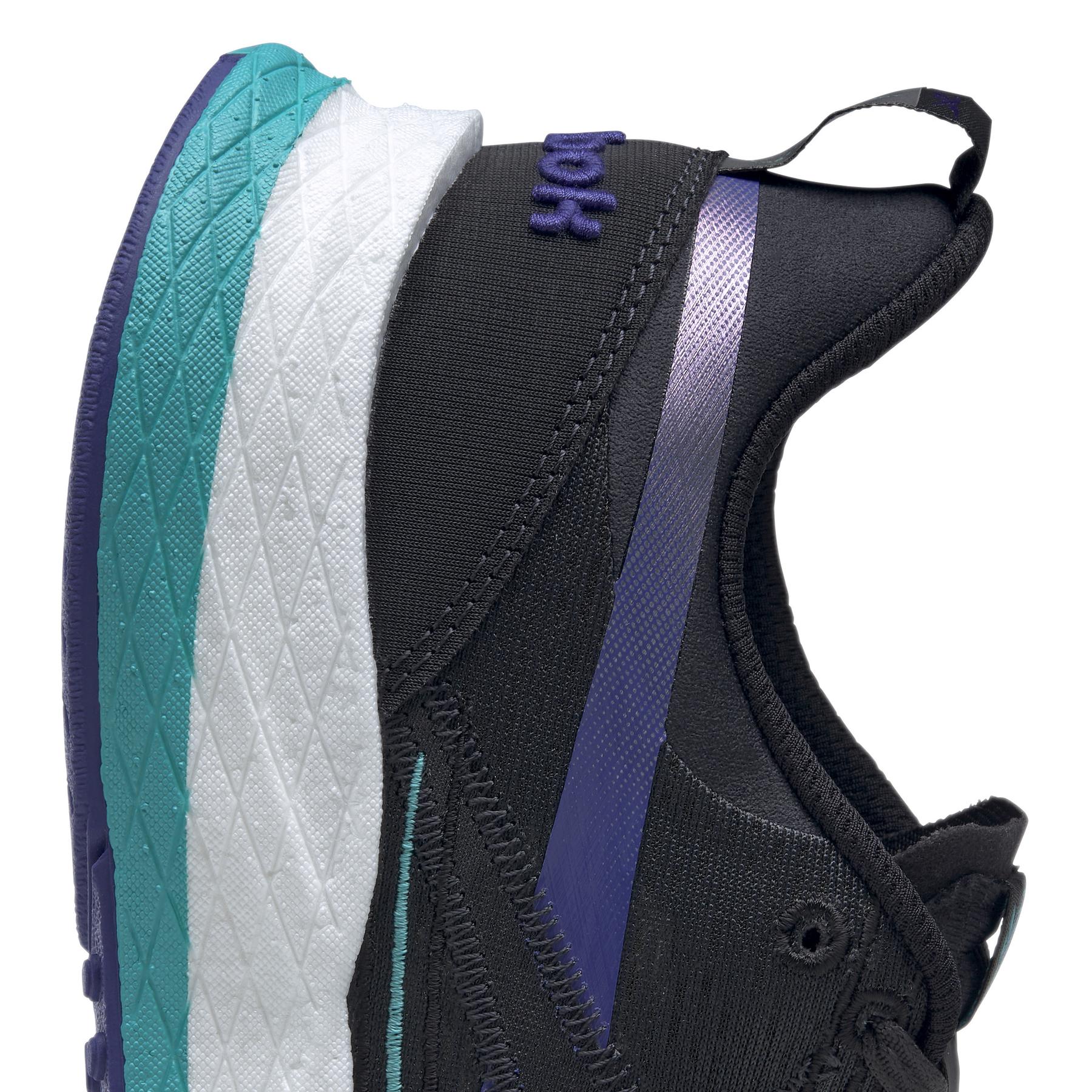 product/r/e/reebok_gy2384_8_footwear_photography_detail_view_2_white_000.jpg