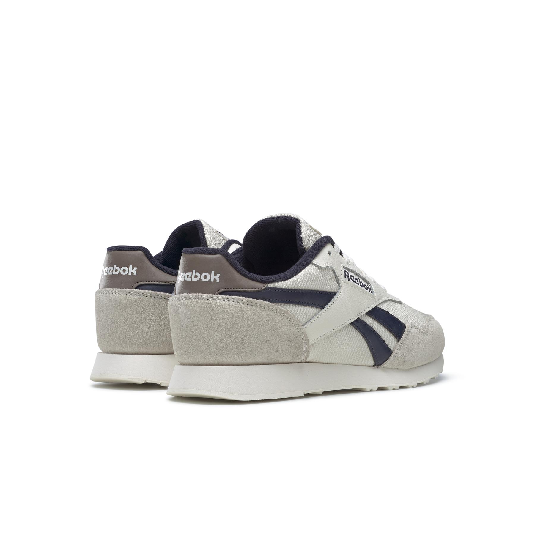 r/e/reebok_gy8837_6_footwear_photography_back_lateral_top_view_white_000.jpg