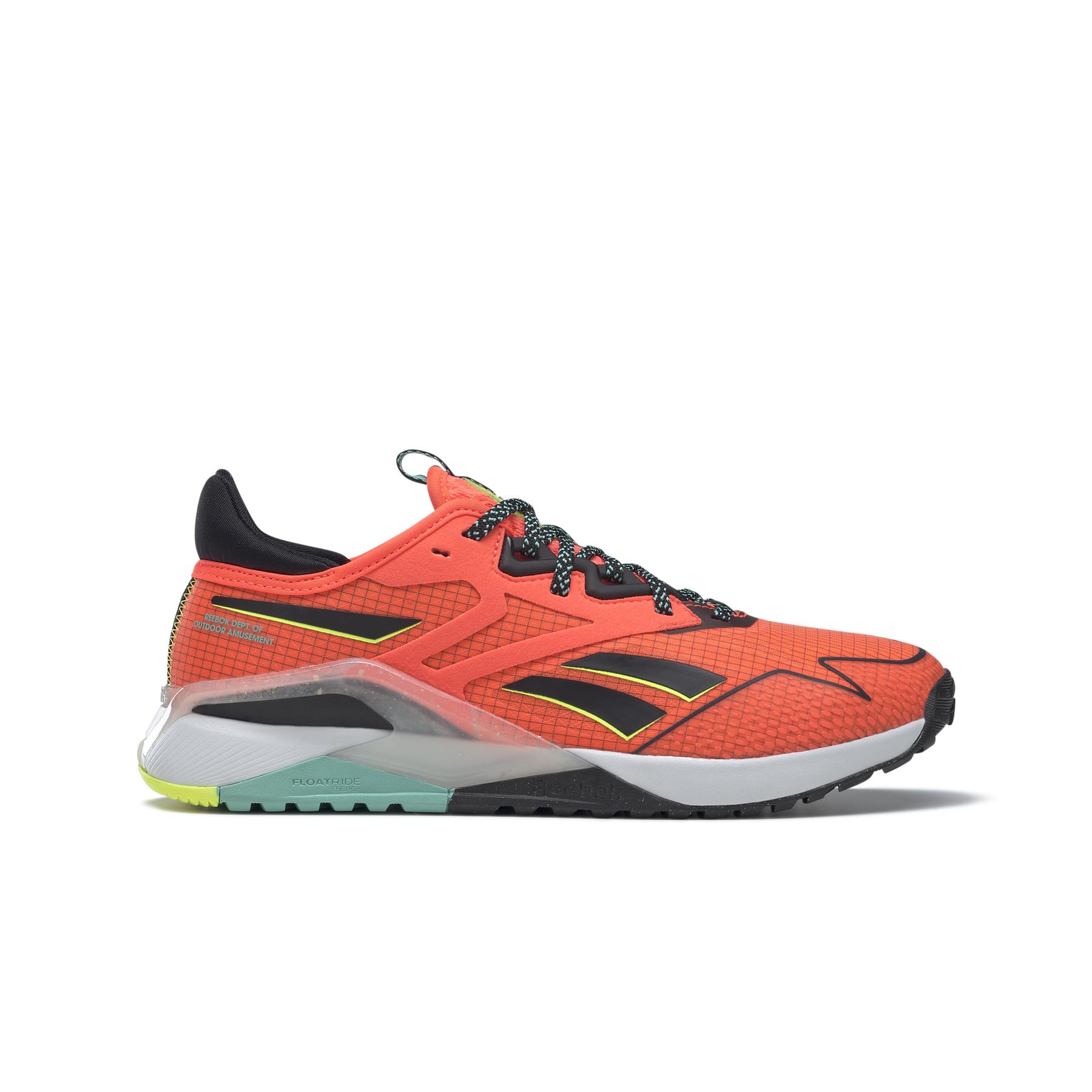 product/r/e/reebok_hp9077_1_footwear_photography_side_lateral_center_view_white_000.jpg