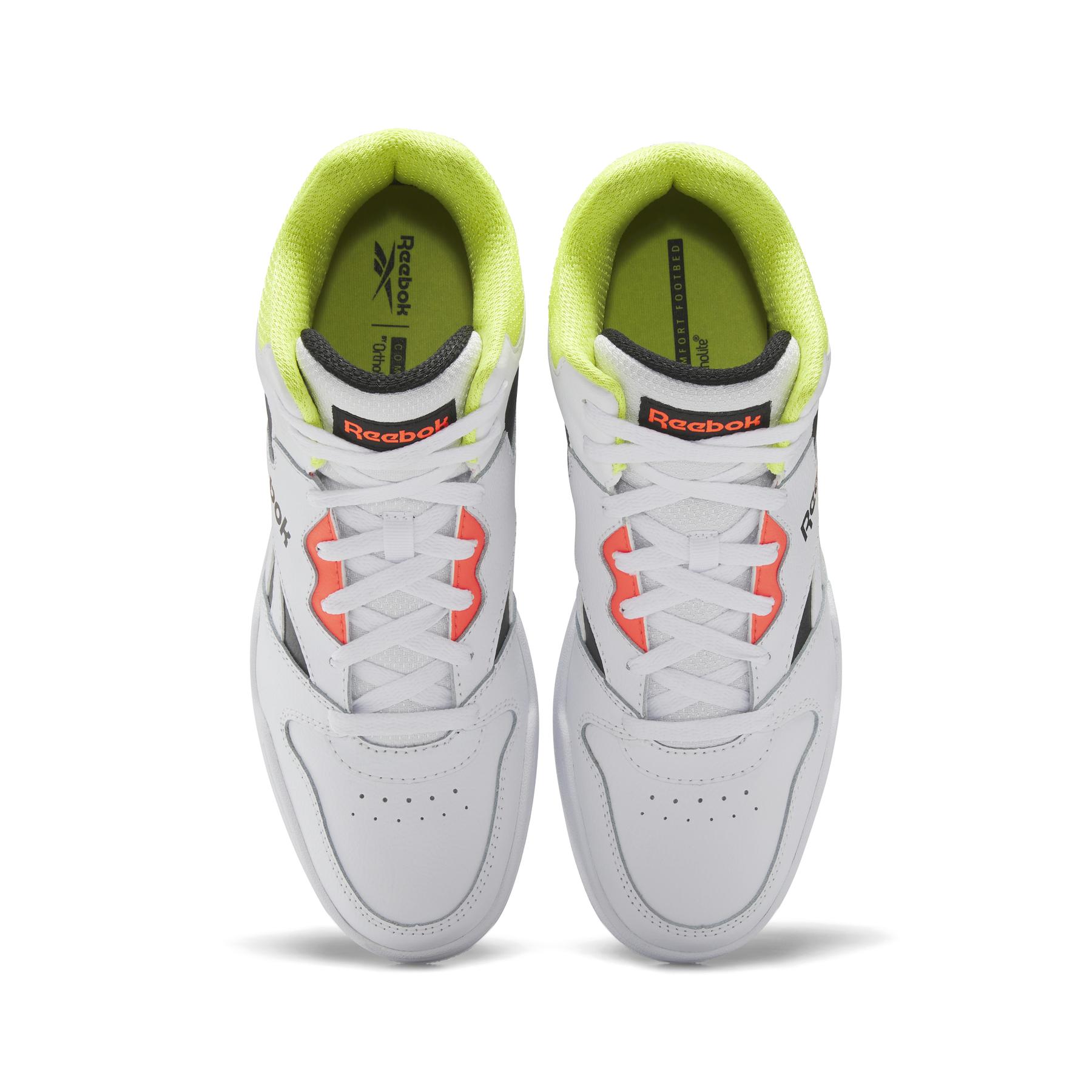 product/r/e/reebok_hr0519_2_footwear_photography_top_portrait_view_white.jpg