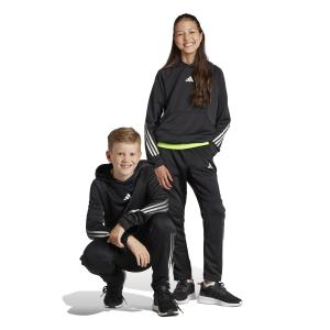 product/2/0/2025_09_adidas_ij6413_8_apparel_on_model_standard_unisex_pair_shot_white.jpg