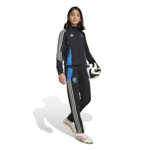 product/2/0/2025_09_adidas_jx3943_4_apparel_on_model_walking_view_white.jpg