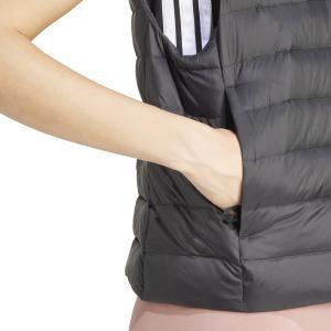 2/0/2025_adidas_jd1089_6_apparel_on_model_detail_view_2_white.jpg