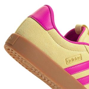 2/0/2025_adidas_jr8649_9_footwear_photography_detail_view_2_white.jpg