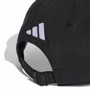 2/0/2025_adidas_jz2569_3_hardware_photography_detail_view_2_white.jpg