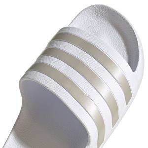 product/a/d/adidas_ef1730_9_footwear_photography_detail_view_2_white-nw031524.jpg