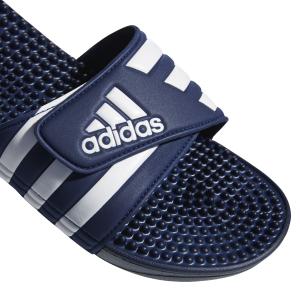 a/d/adidas_f35579_8_footwear_photography_detail_view_1_white-nw031524.jpg