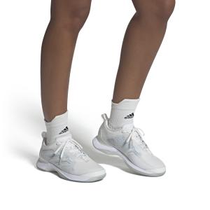 a/d/adidas_gx7814_11_footwear_on_model_front_view_white.jpg