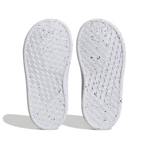 product/a/d/adidas_h06216_4_footwear_photography_bottom_view_white_000.jpg