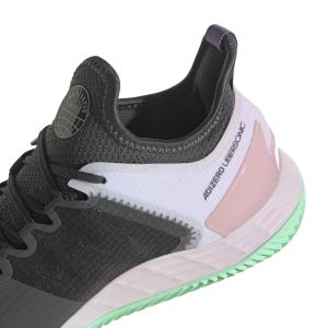 a/d/adidas_hq8373_8_footwear_photography_detail_view_1_white-nw040824x.jpg