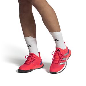 a/d/adidas_hq8379_11_footwear_on_model_front_view_white-nw040824x.jpg