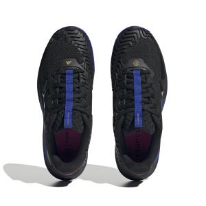 product/a/d/adidas_hq8438_3_footwear_photography_top_portrait_view_white_xo.jpg