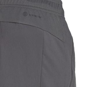 product/a/d/adidas_ic6978_7_apparel_on_model_detail_view_1_white.jpg