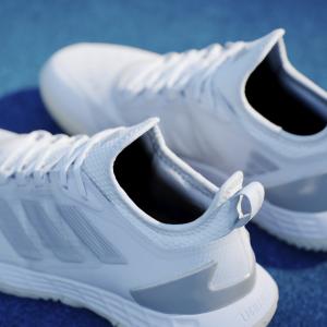 a/d/adidas_id1566_22_footwear_photography_heromrktng_view_9-nw040824x.jpg